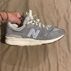 New Balance 997H Women's Sneaker. Dark Gray Women’s 9